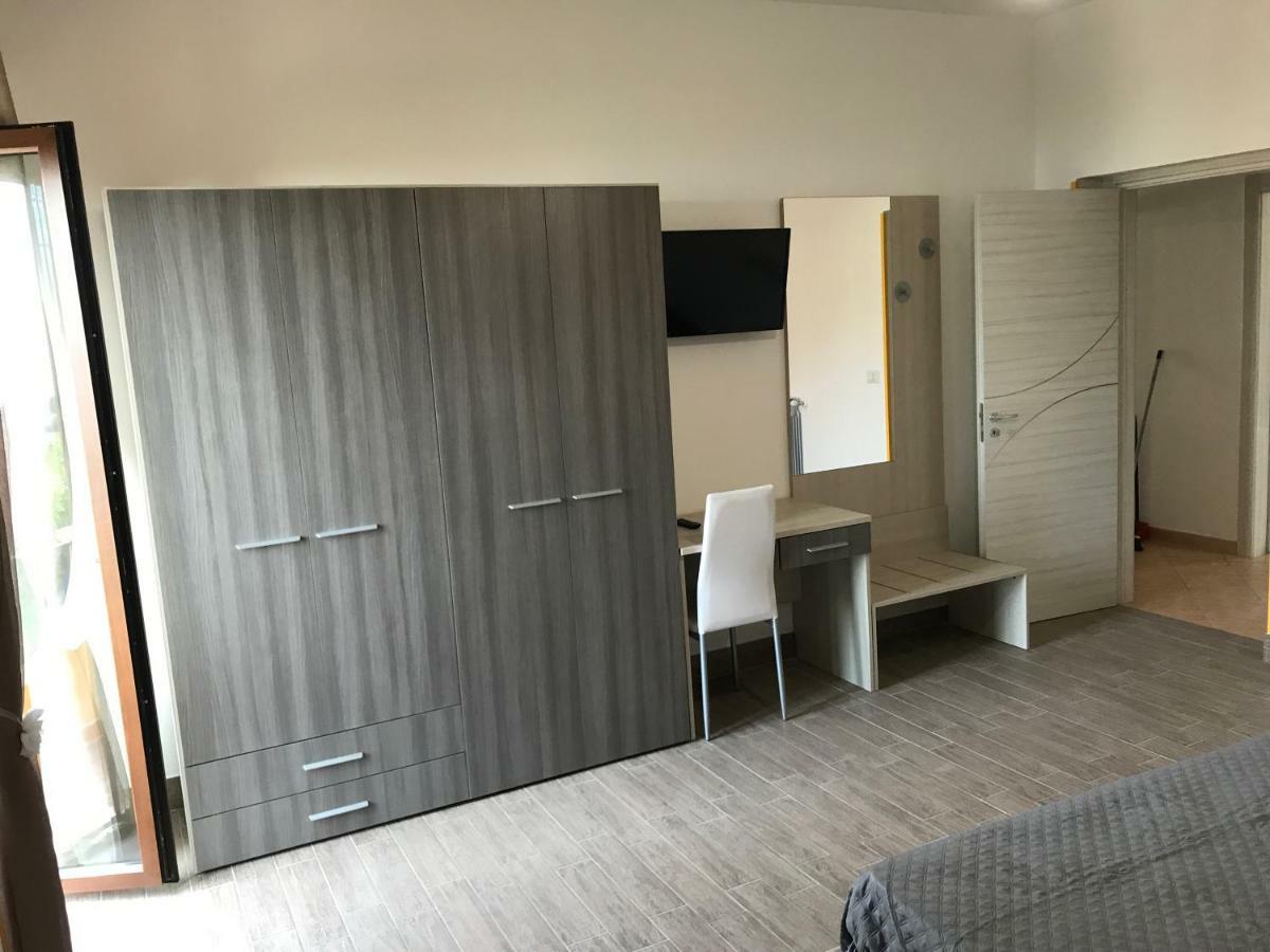 Mirages Apartment โตรเปอา ภายนอก รูปภาพ